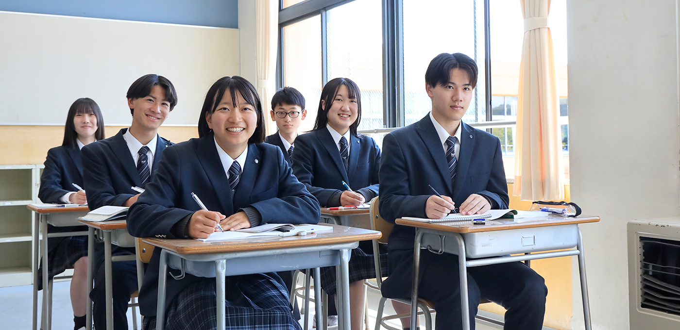 栄泉コースの学生の写真