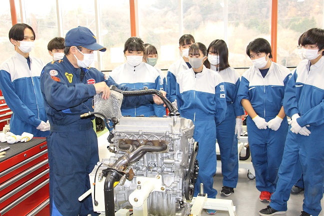 花壇自動車大学校 体験実習チャレンジ 南光学園 東北高等学校